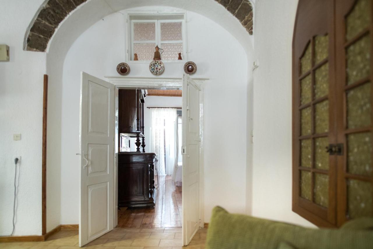 Neoclassical Manor House Πόρος Εξωτερικό φωτογραφία